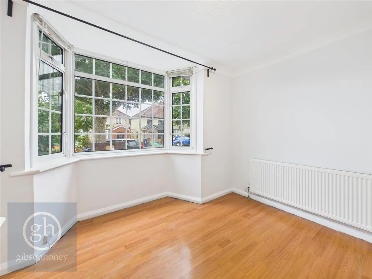 Halsbury Road East, Northolt, UB5 4PU, photo 4