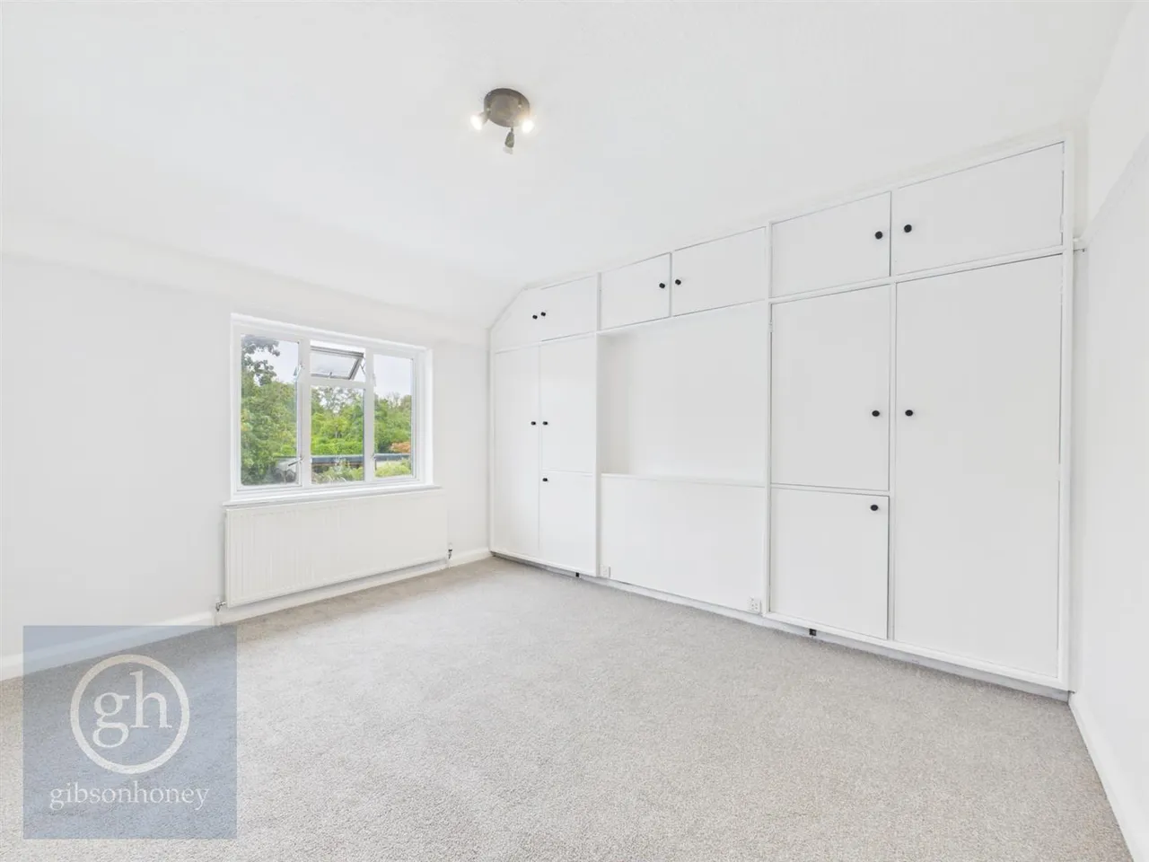 Halsbury Road East, Northolt, UB5 4PU, photo 5