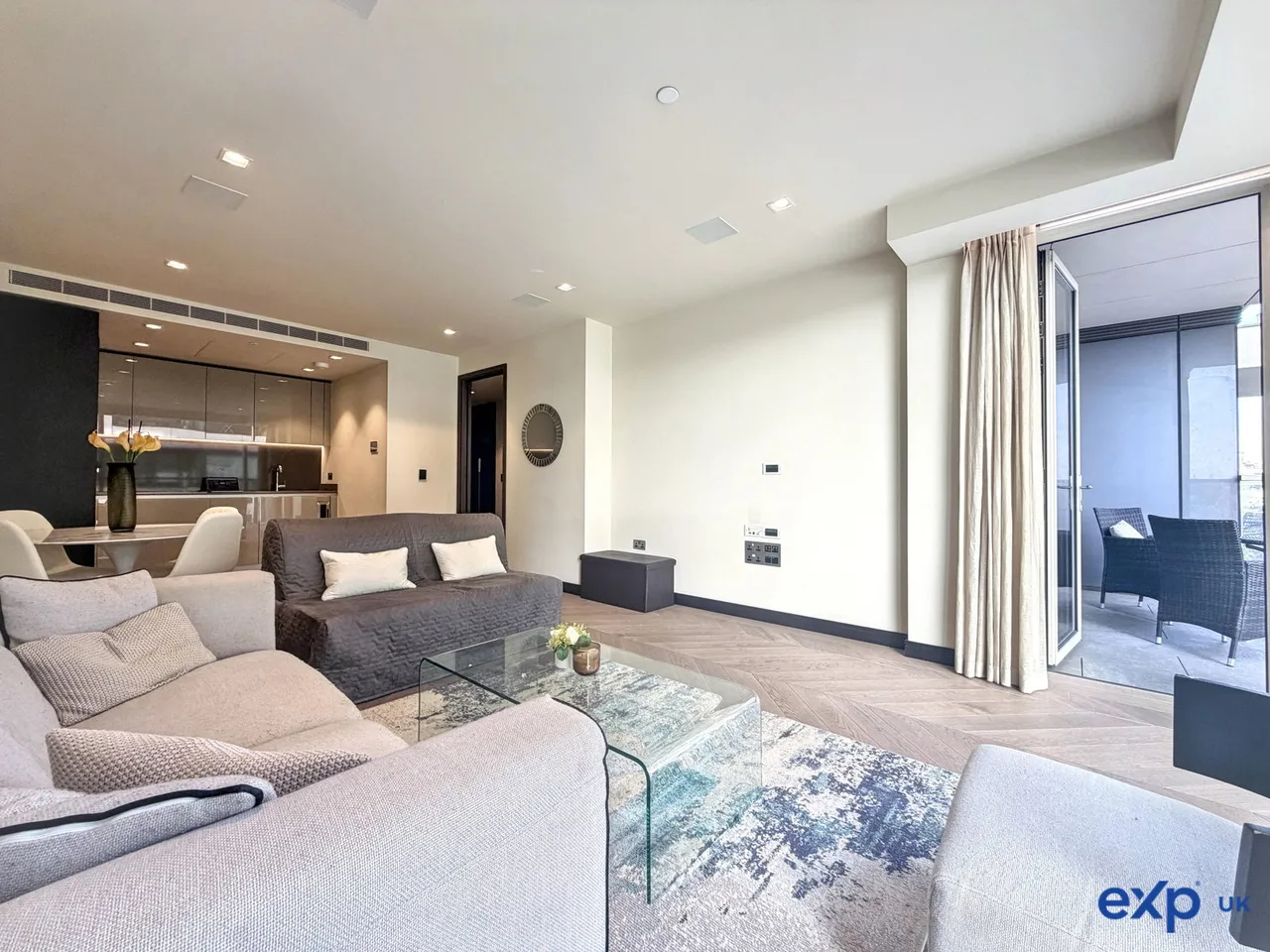 1 bed flat to rent, One Tower Bridge, London, SE1