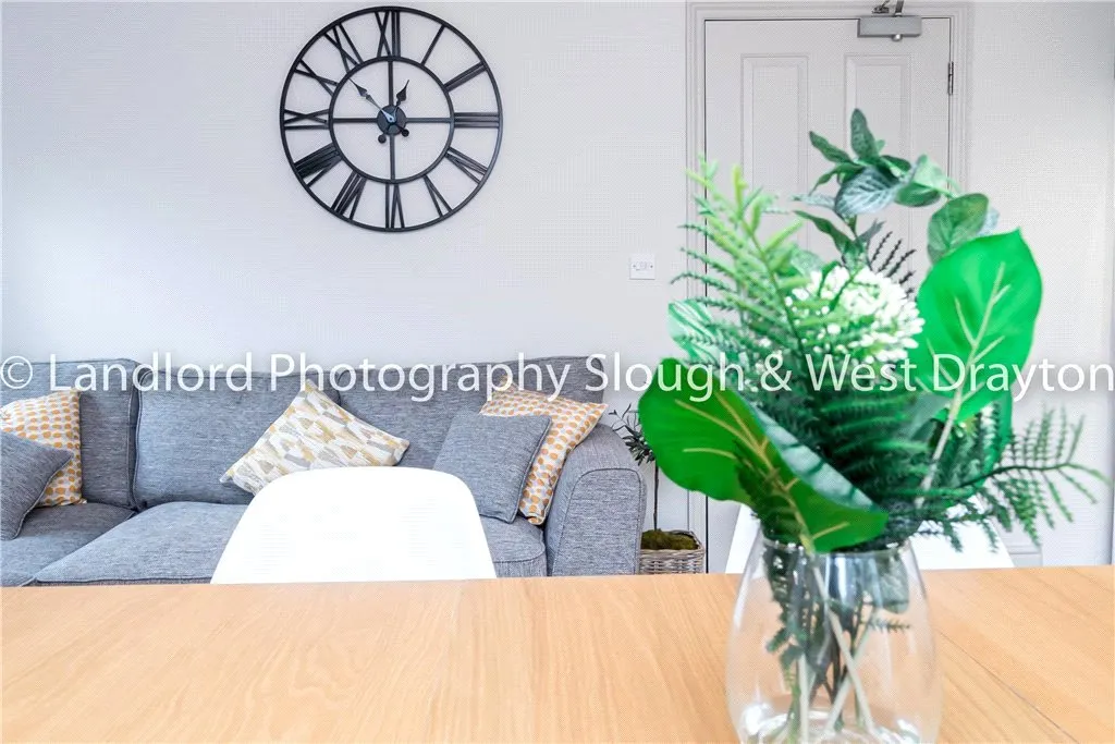 Broomfield, Guildford, GU2, photo 5