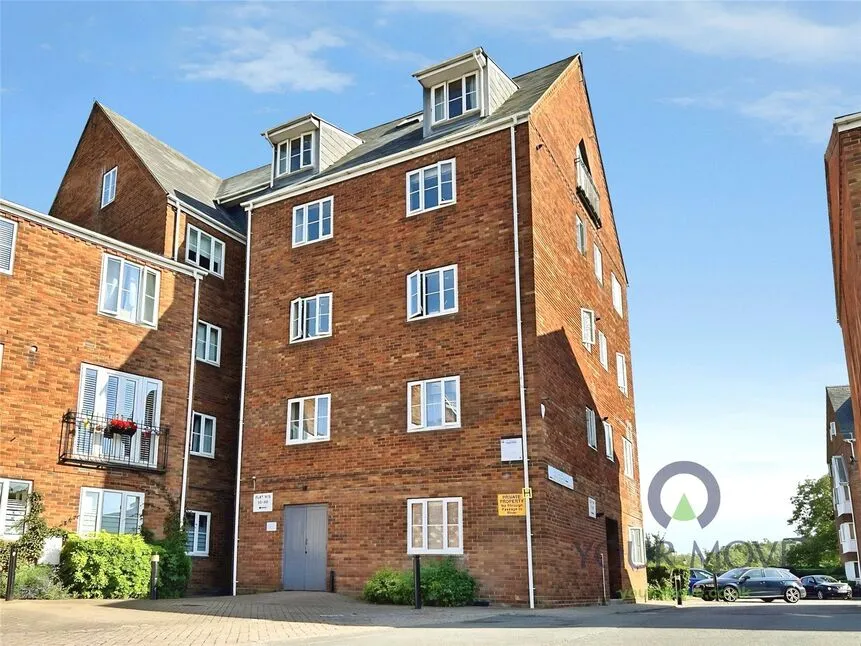 4 bed property to rent, Sovereigns Quay, Bedford, MK40