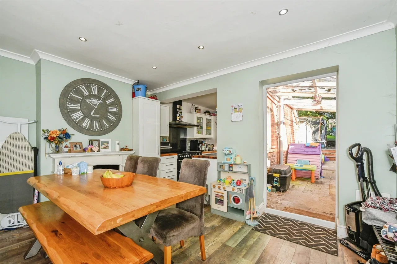 Andover Road, Ludgershall, SP11, photo 5