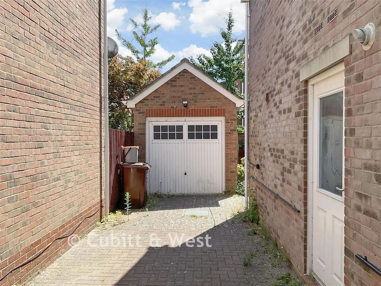 Fourteen Acre Avenue, Felpham, PO22, photo 10