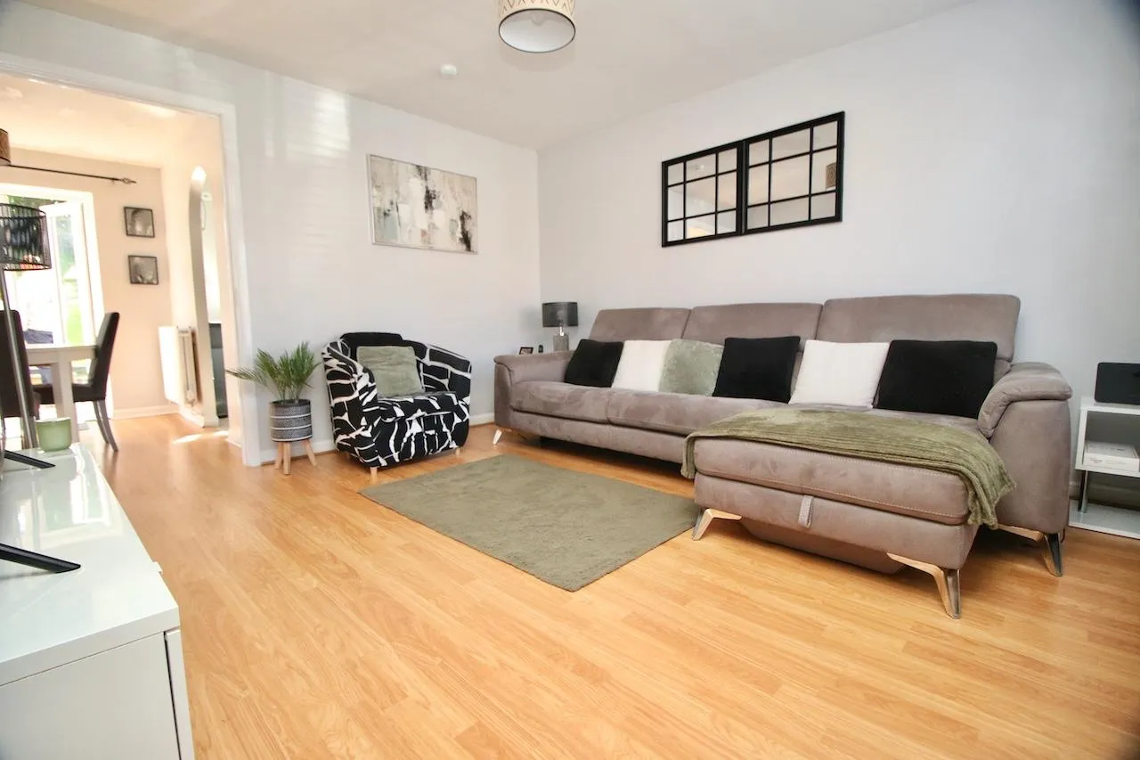 Macdougall Drive, Cambuslang, G72 7GE, photo 3