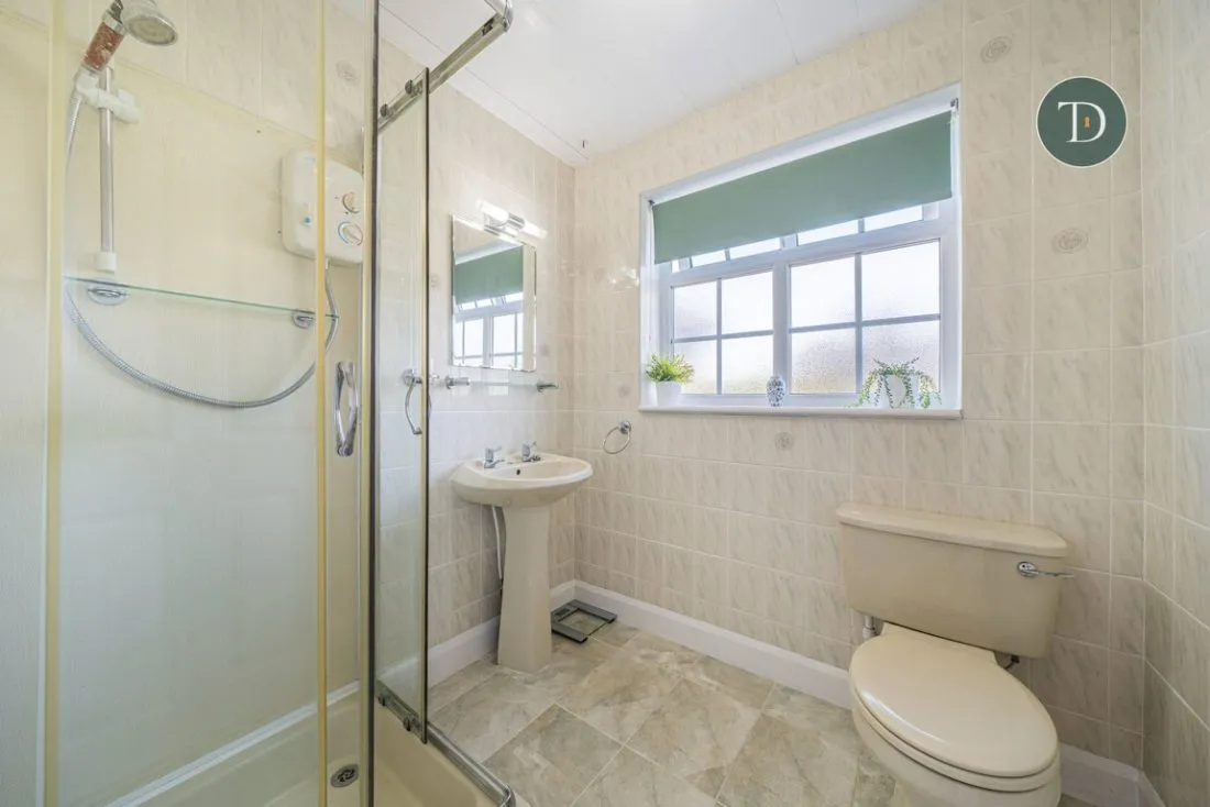 Elm Grove, Whitby, CH66 2PR, photo 28