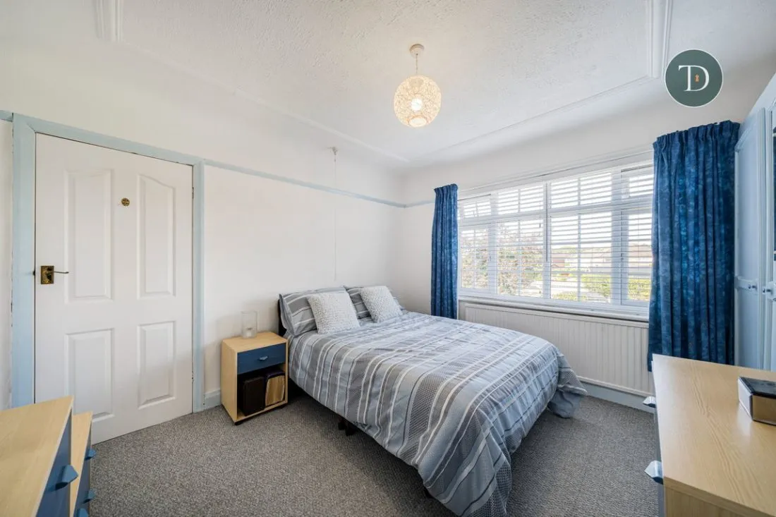 Elm Grove, Whitby, CH66 2PR, photo 21