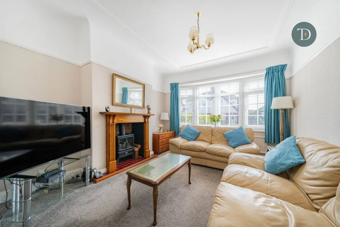 Elm Grove, Whitby, CH66 2PR, photo 2