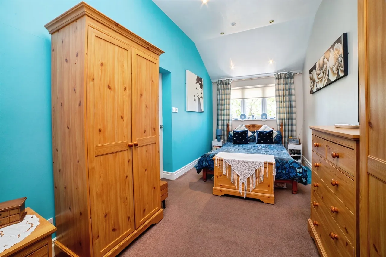 Sycamore Close, Rainworth, NG21, photo 12