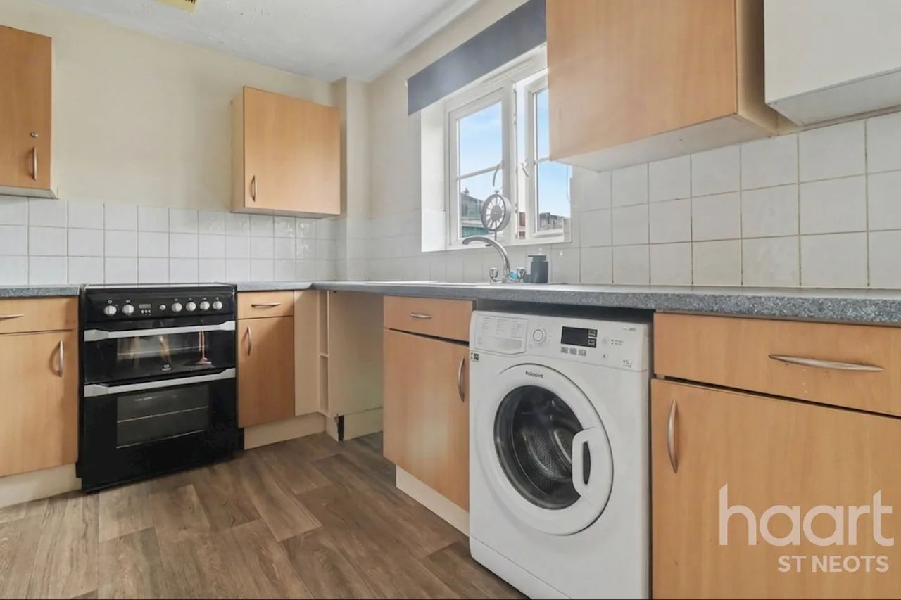 Wolff Close, Huntingdon, PE28, photo 7
