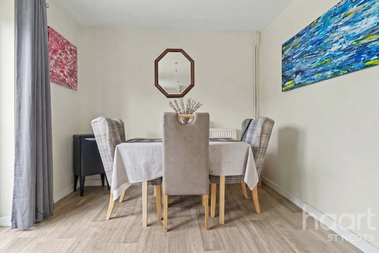 Wolff Close, Huntingdon, PE28, photo 5