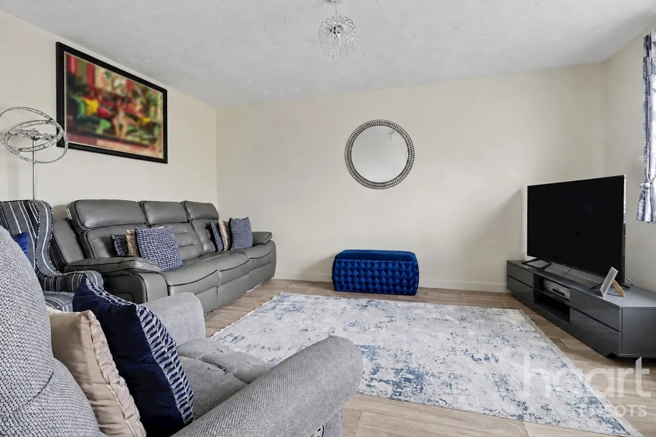Wolff Close, Huntingdon, PE28, photo 2