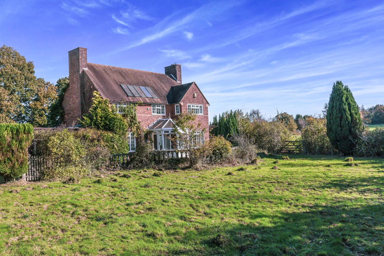 Chalket Lane, Pembury, Kent, TN2 4AA, photo 9