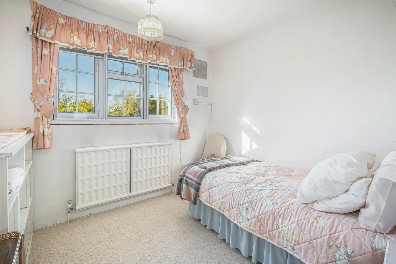Chalket Lane, Pembury, Kent, TN2 4AA, photo 6