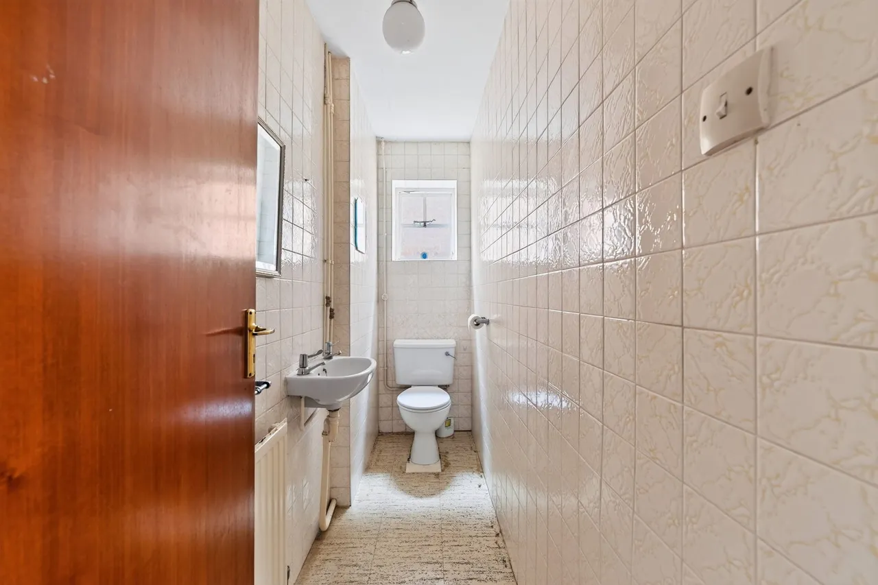 Outwood Lane, CR5, photo 11