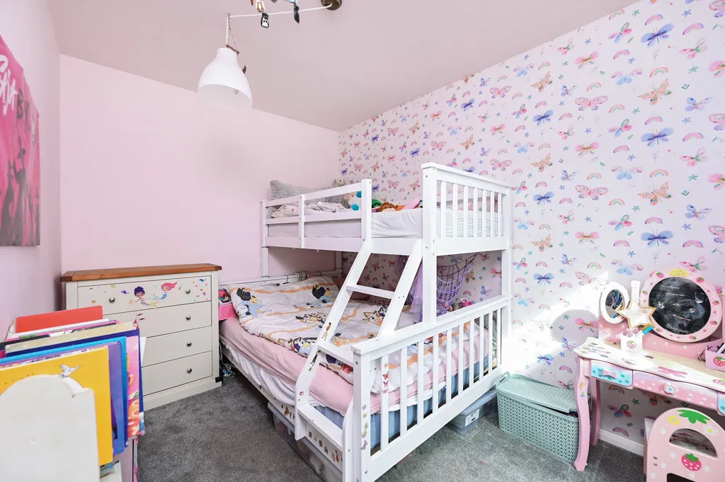Lowlands Road, Blackwater, GU17, photo 7