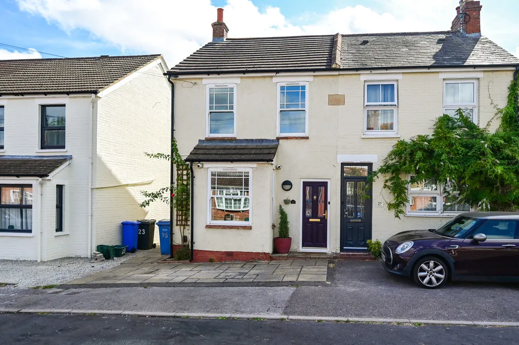 Lowlands Road, Blackwater, GU17, photo 2