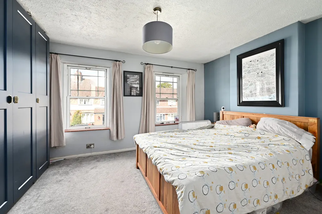 Lowlands Road, Blackwater, GU17, photo 6