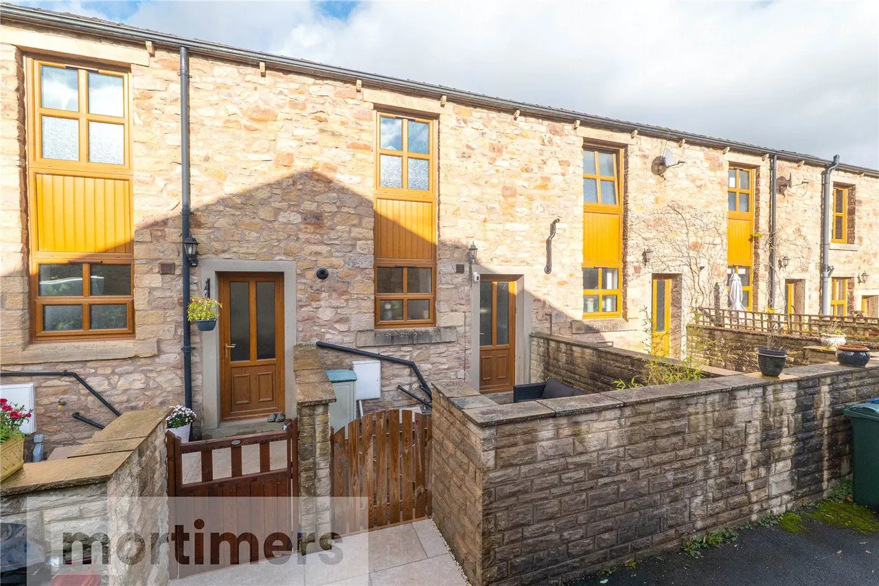 Pendle Street East, Sabden, BB7, photo 4