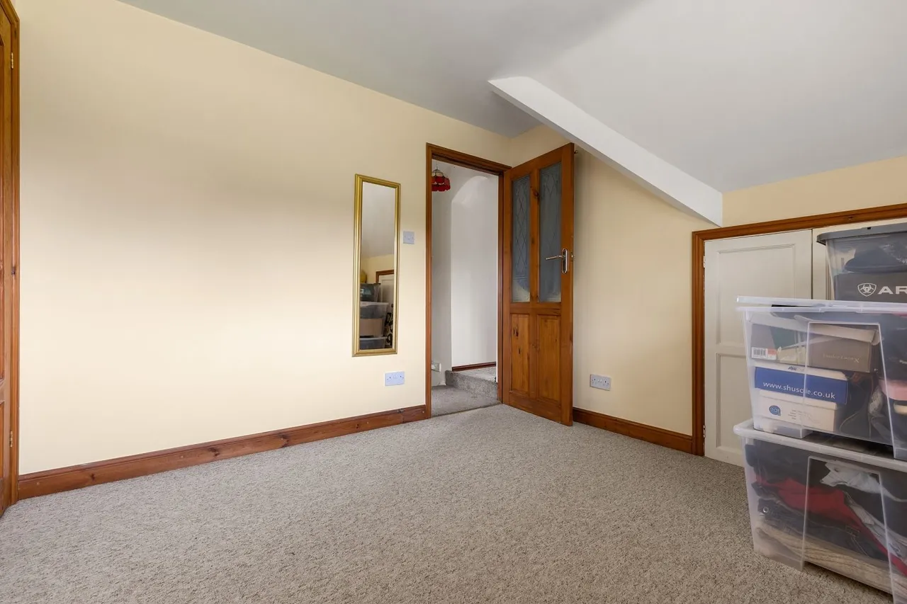 West Bank, Carlton, DN14, photo 30