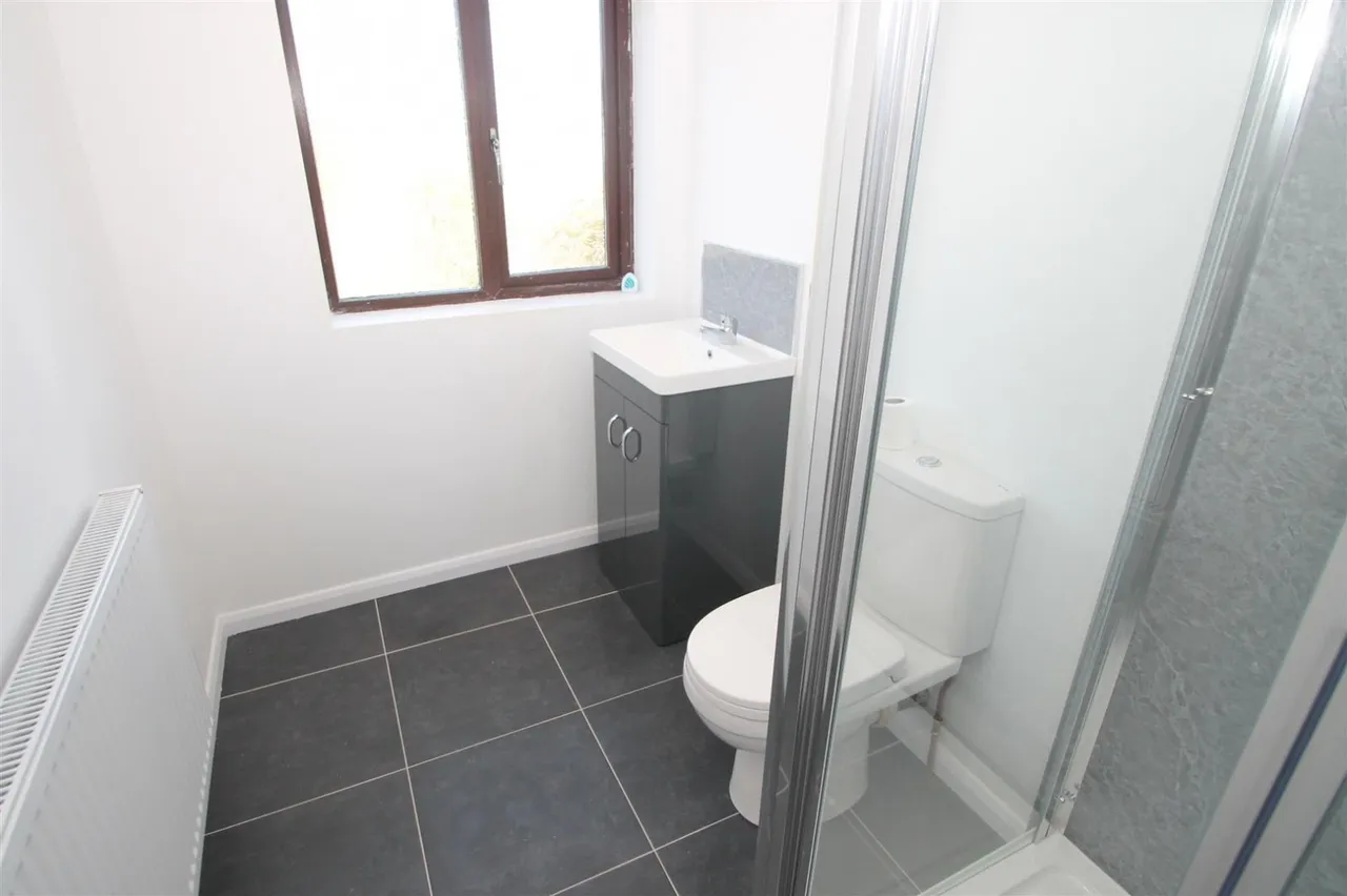 Kiniths Way, Halesowen, photo 9
