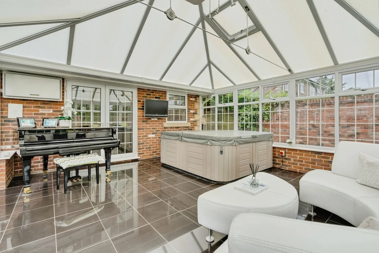 The Grange, Westhoughton, BL5, photo 36