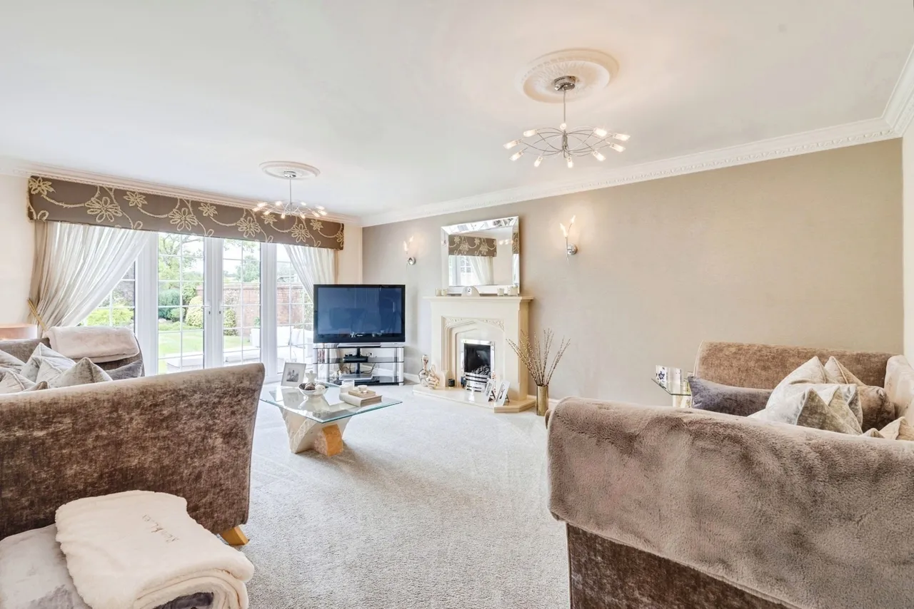 The Grange, Westhoughton, BL5, photo 7