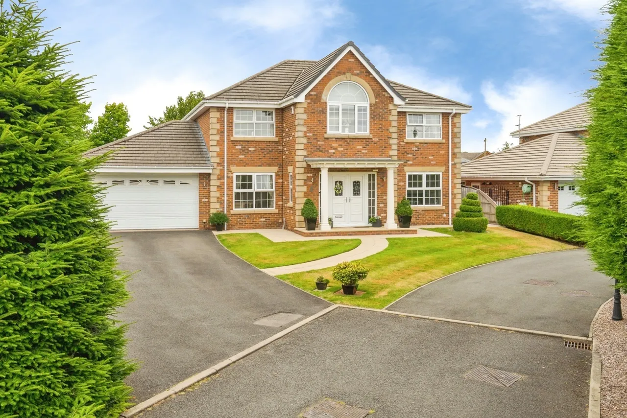 5 bed house for sale, The Grange, Westhoughton, BL5