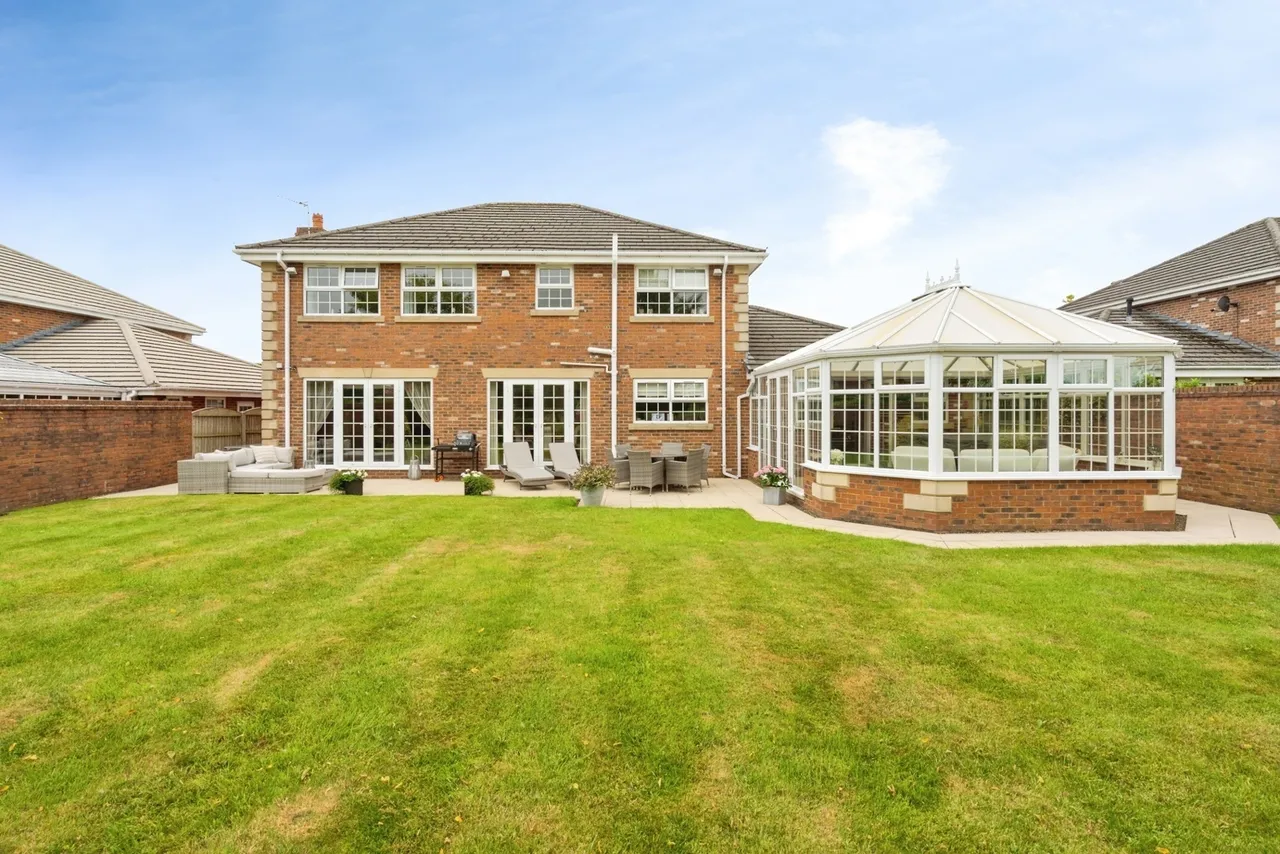 The Grange, Westhoughton, BL5, photo 39