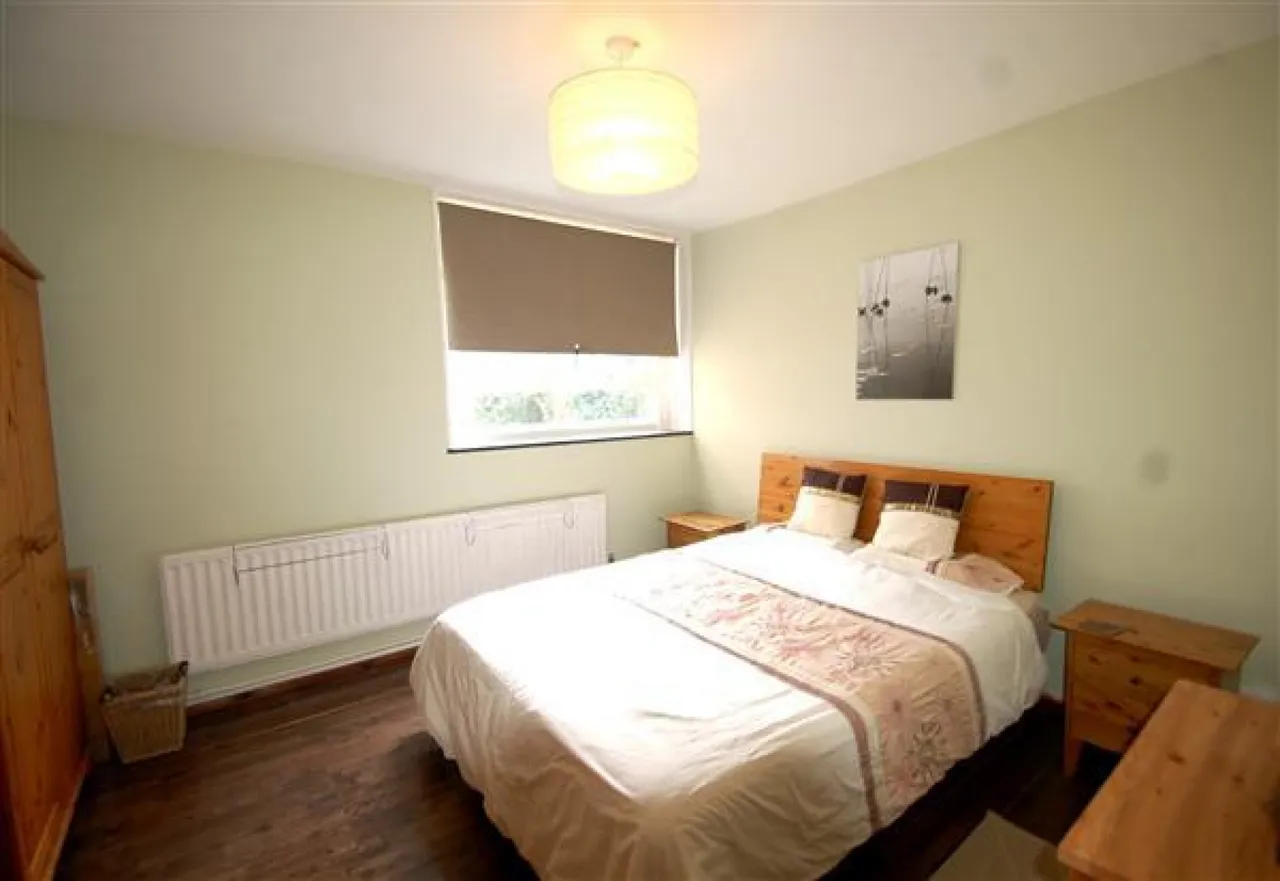 Keevil Drive, Southfields, photo 3