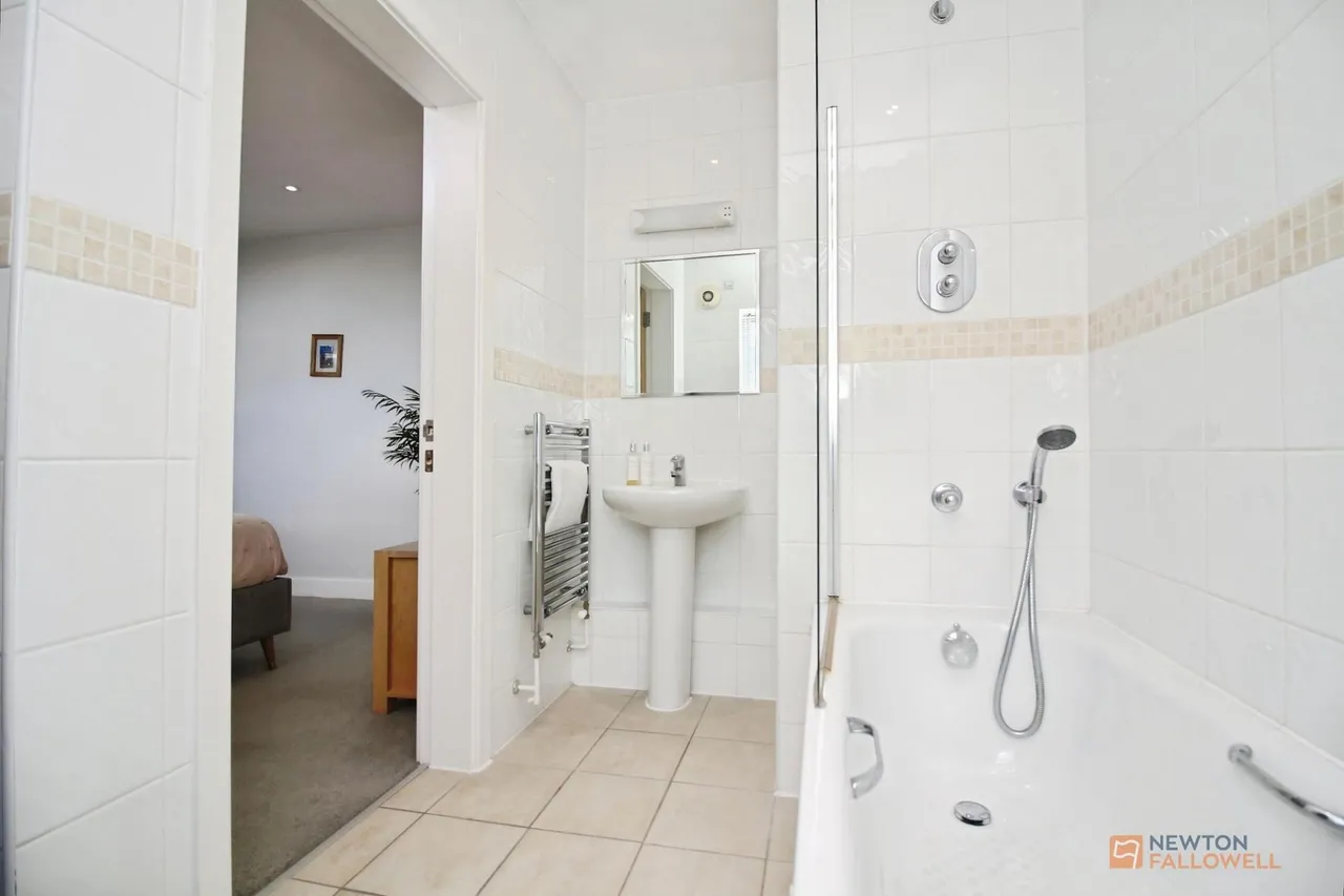 Dudley Whenham Close, Syston, LE7, photo 16