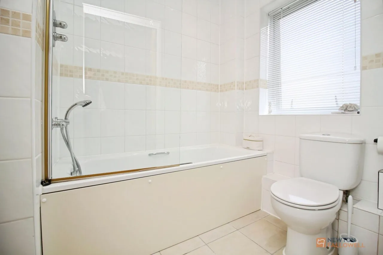 Dudley Whenham Close, Syston, LE7, photo 15