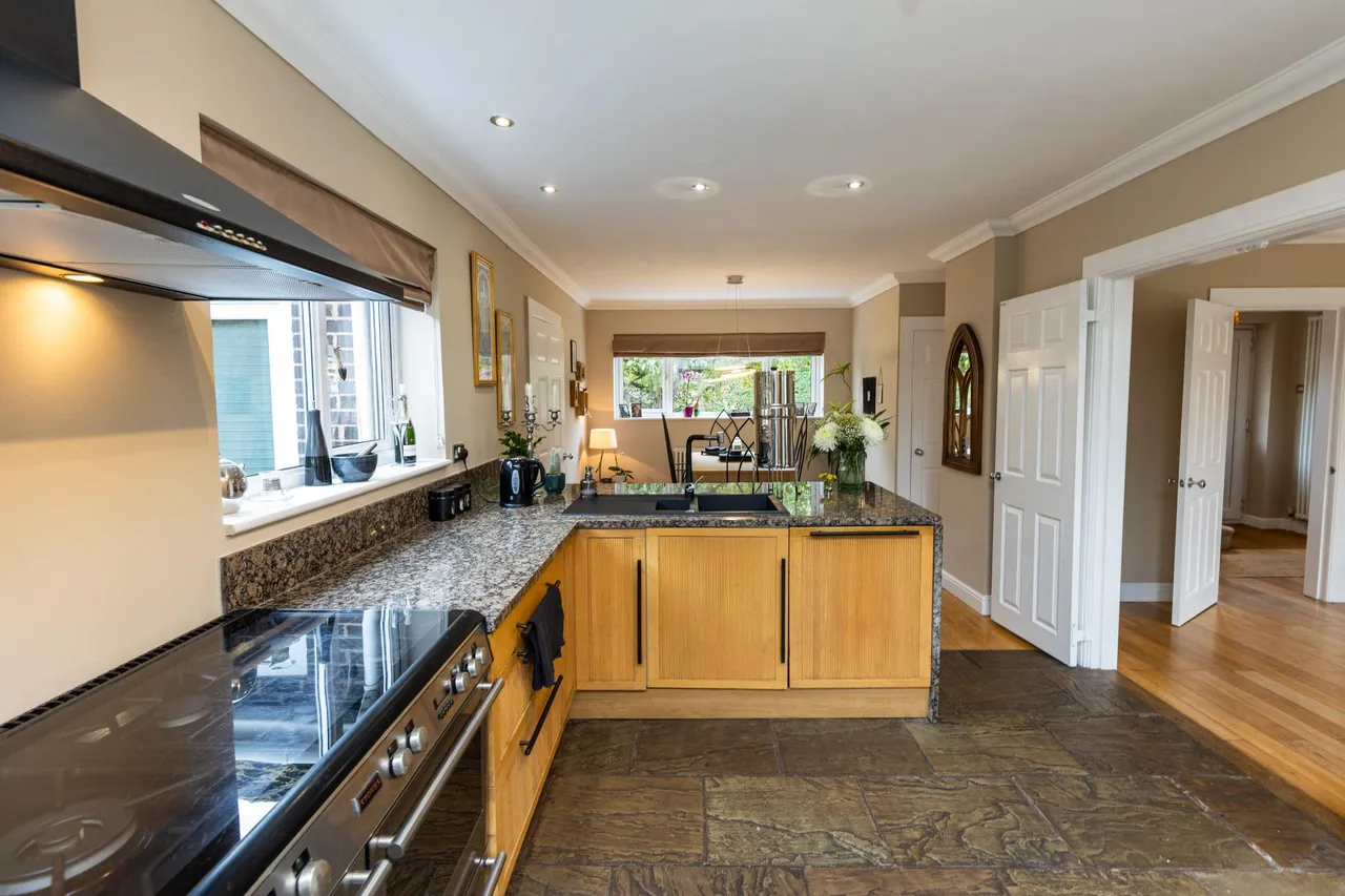 Tattenhall Road, Chester, CH3, photo 6