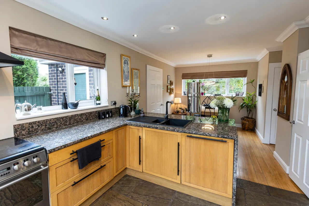 Tattenhall Road, Chester, CH3, photo 8