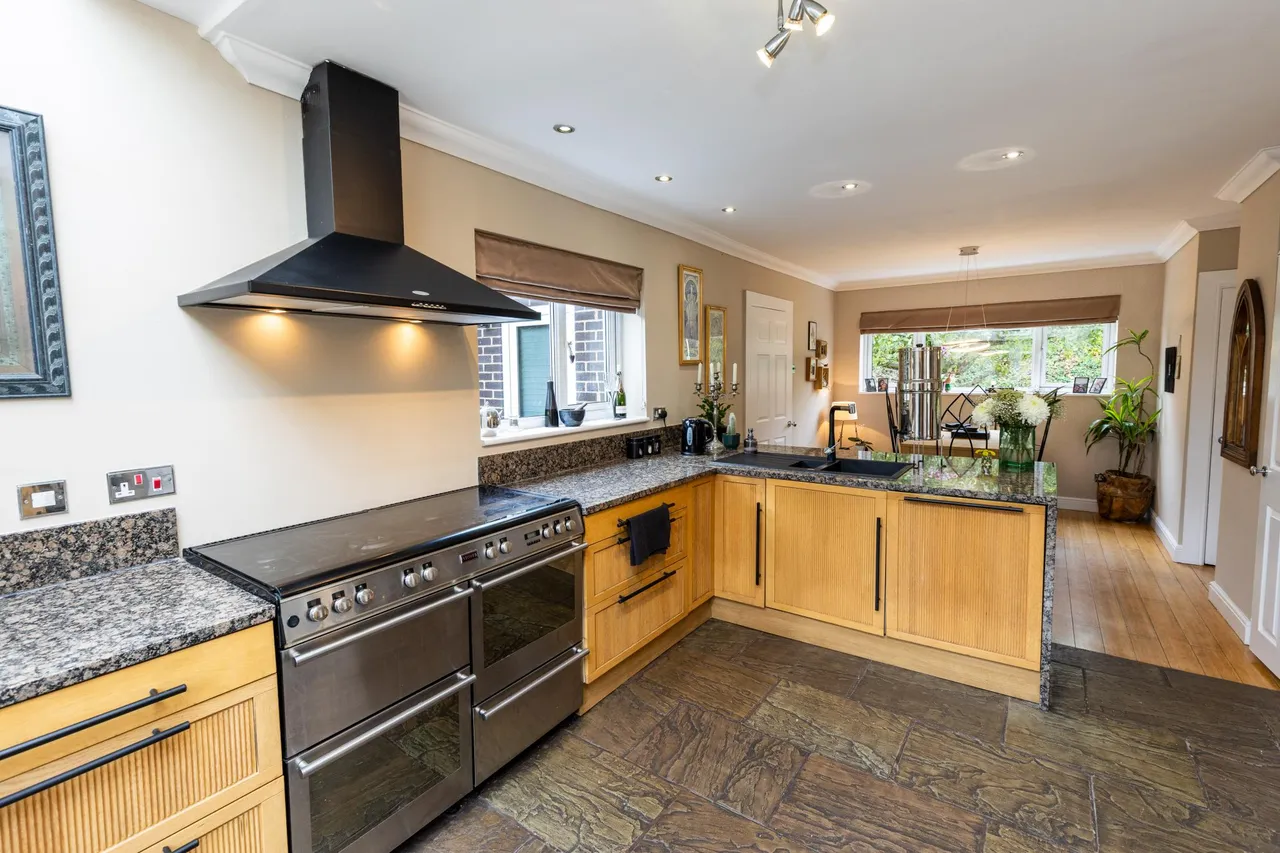Tattenhall Road, Chester, CH3, photo 5