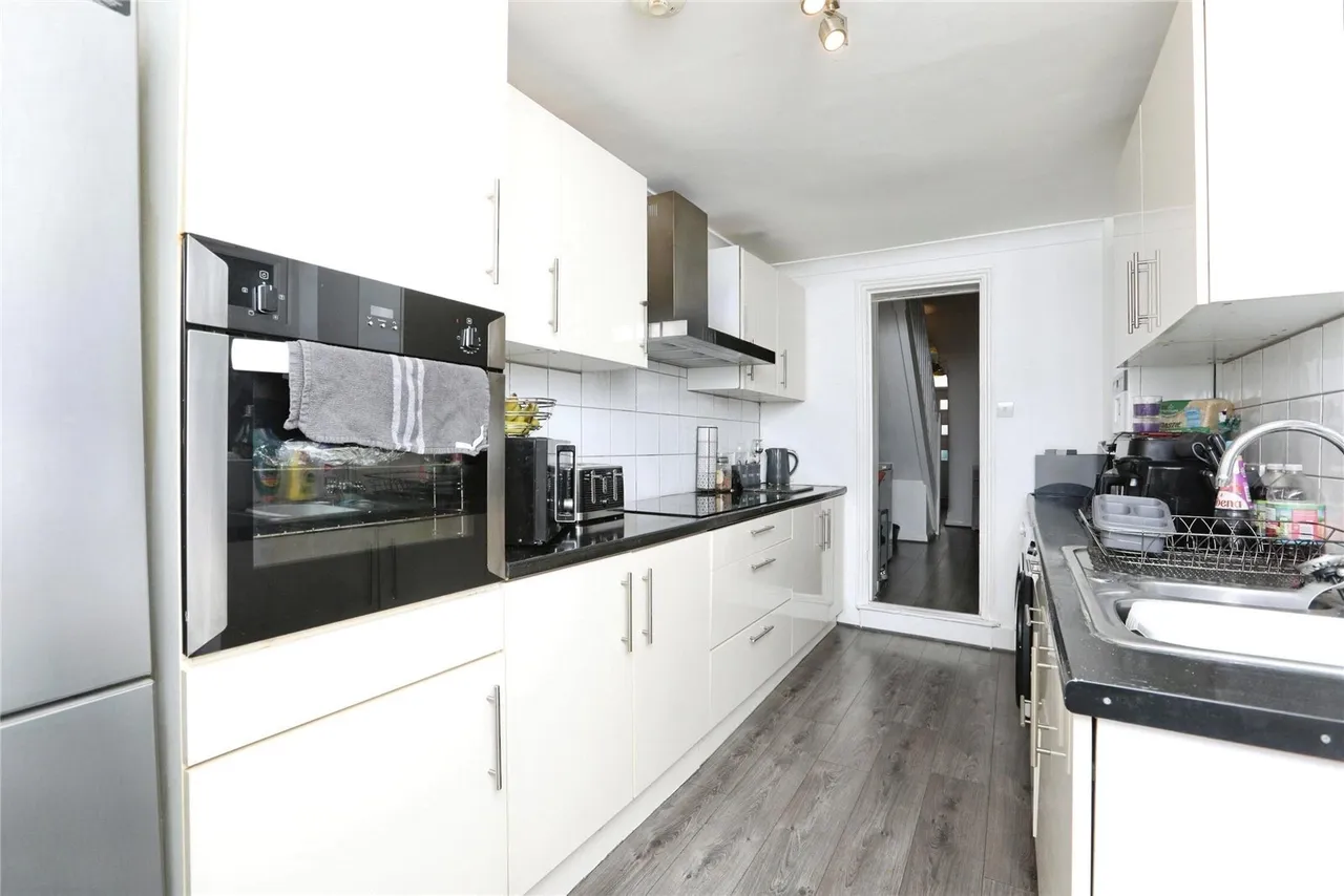 Invicta Road, Sheerness, ME12, photo 7