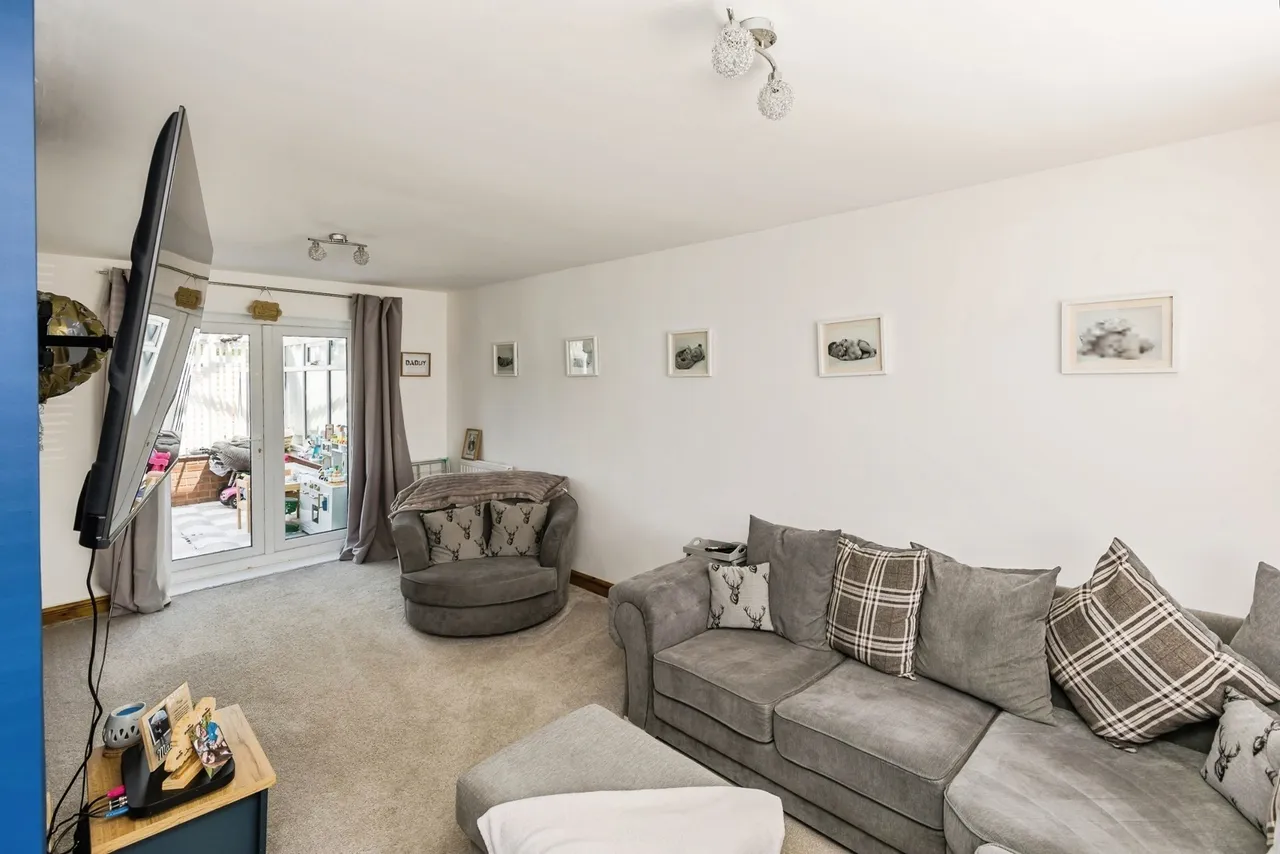 Bryn Y Wern, Coedpoeth, LL11, photo 5