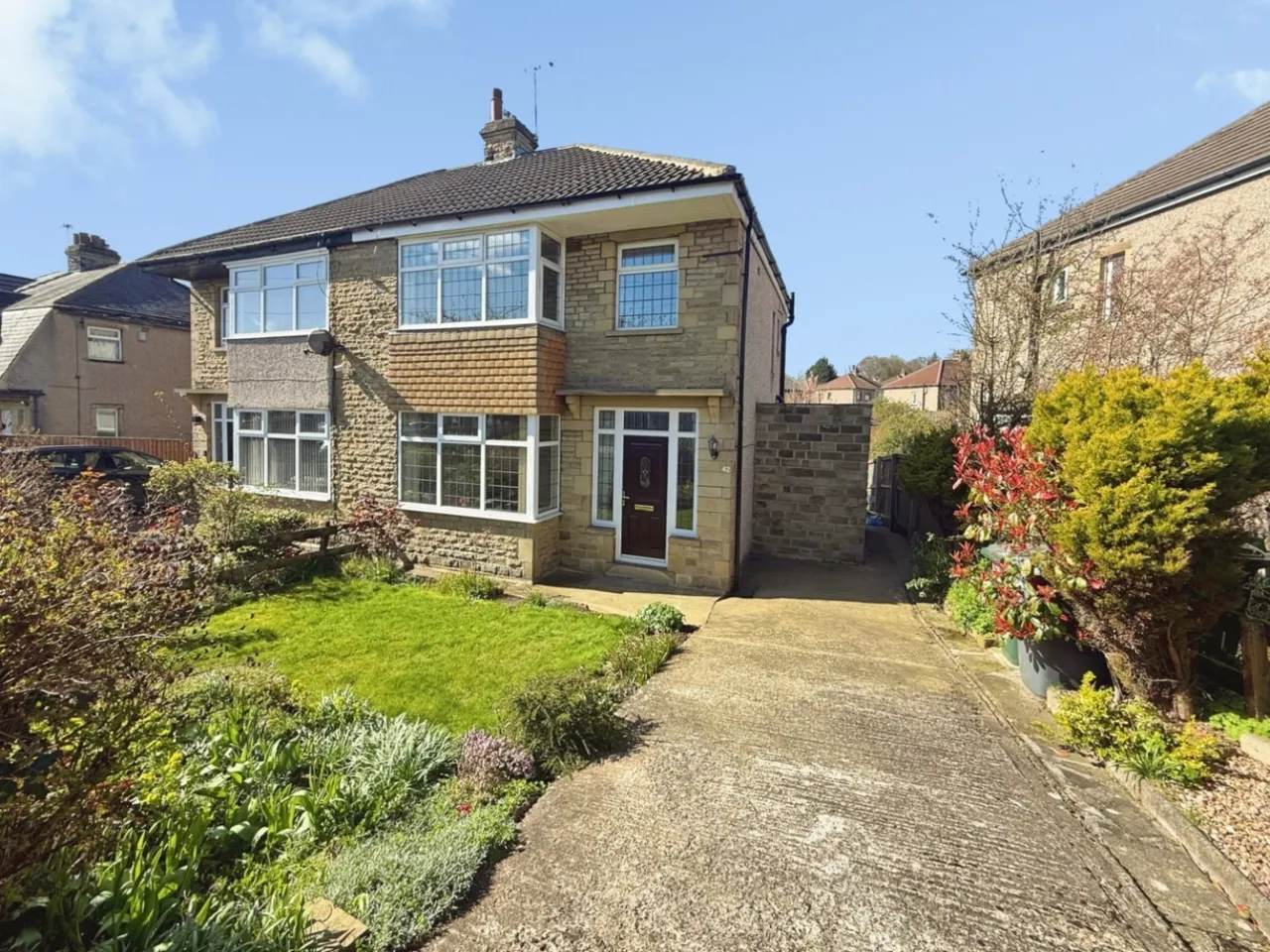 3 bed house for sale — Moorside Road, Bradford