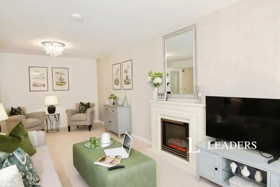 Swan Lane, Evesham, WR11, photo 4