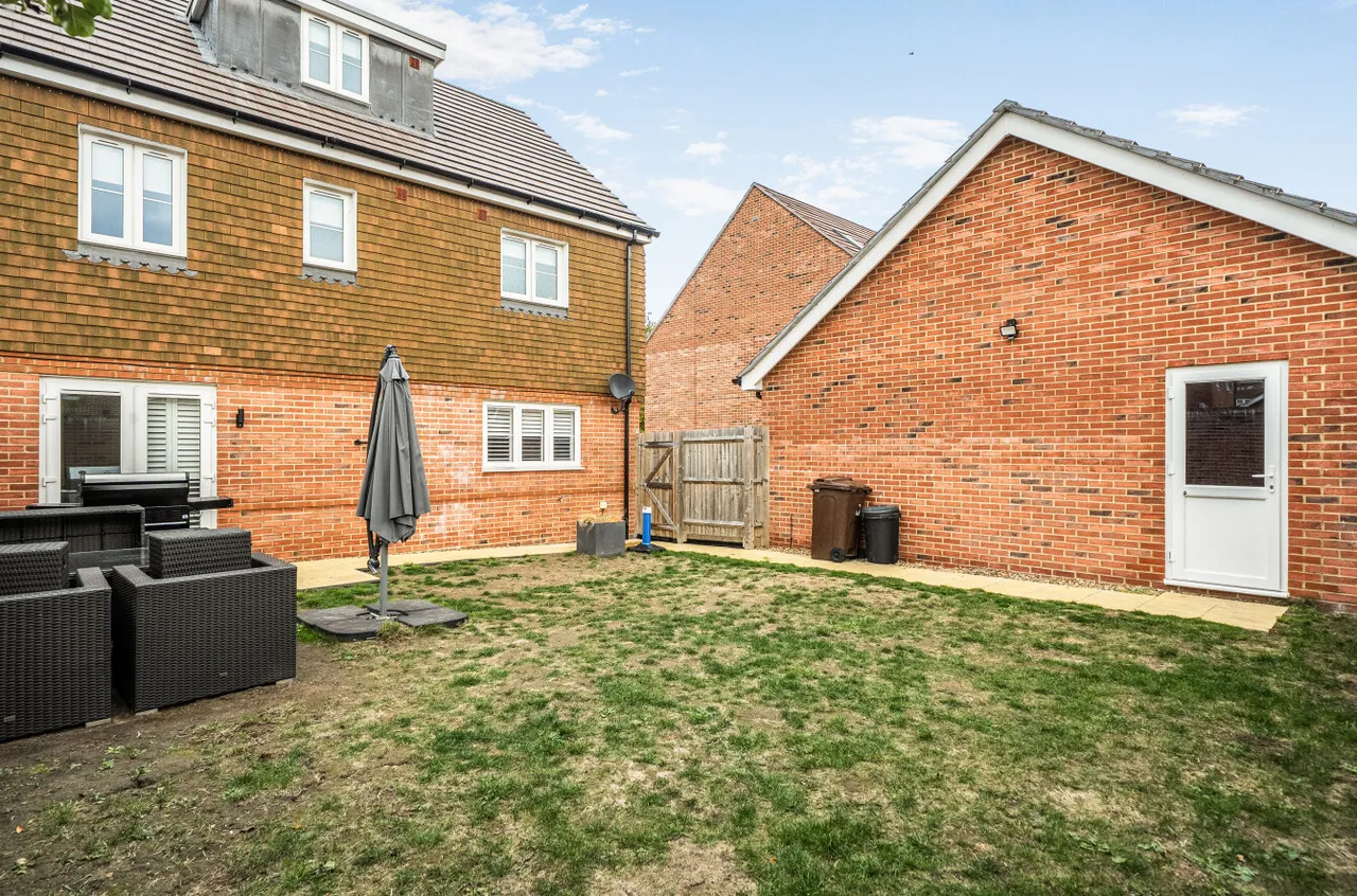 Skinner Drive, Wokingham, RG41, photo 8