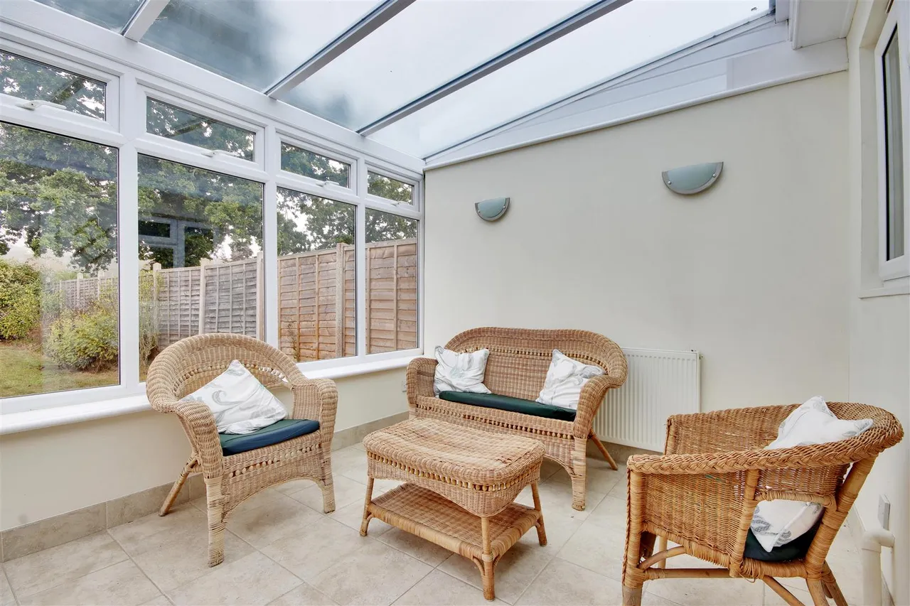 Park Avenue, Hildenborough, photo 10