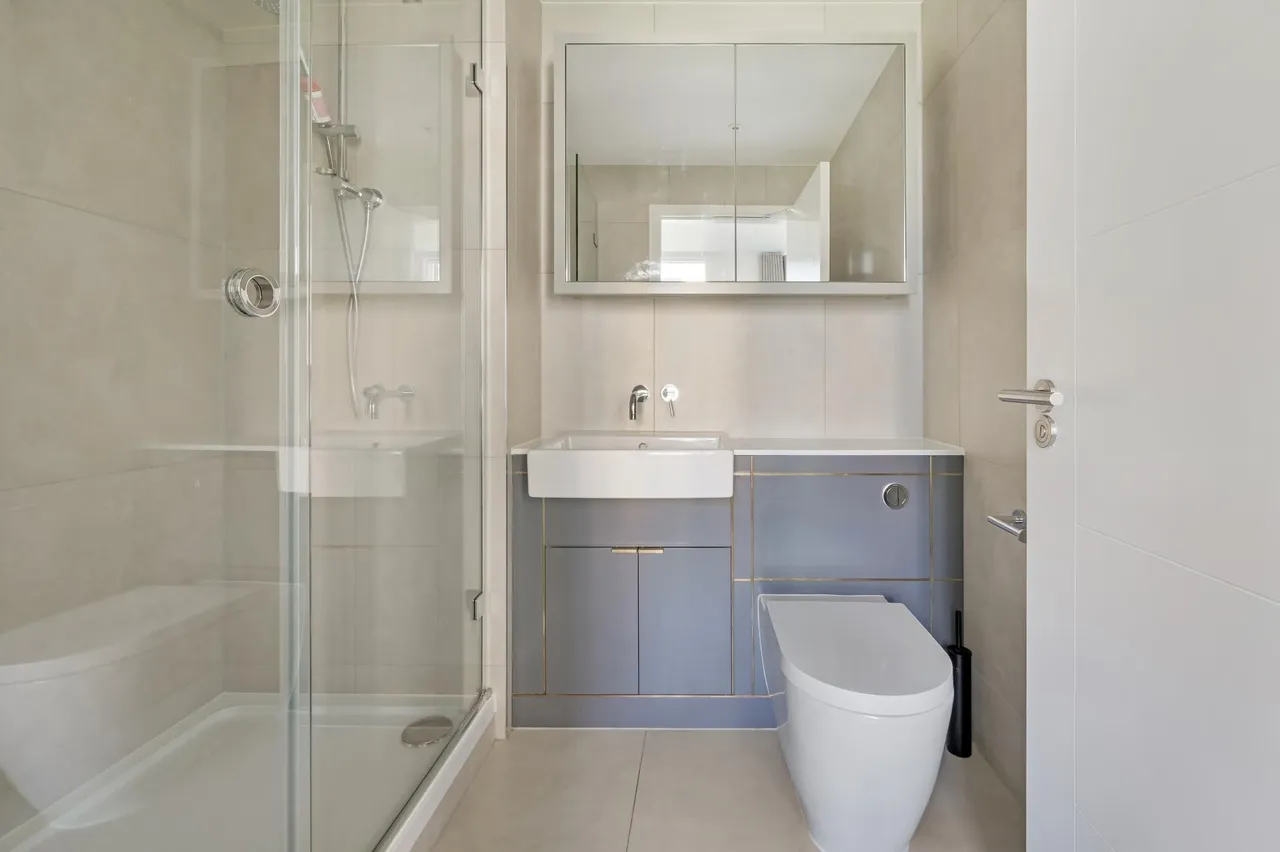 Springpark Drive, London, N4, photo 11