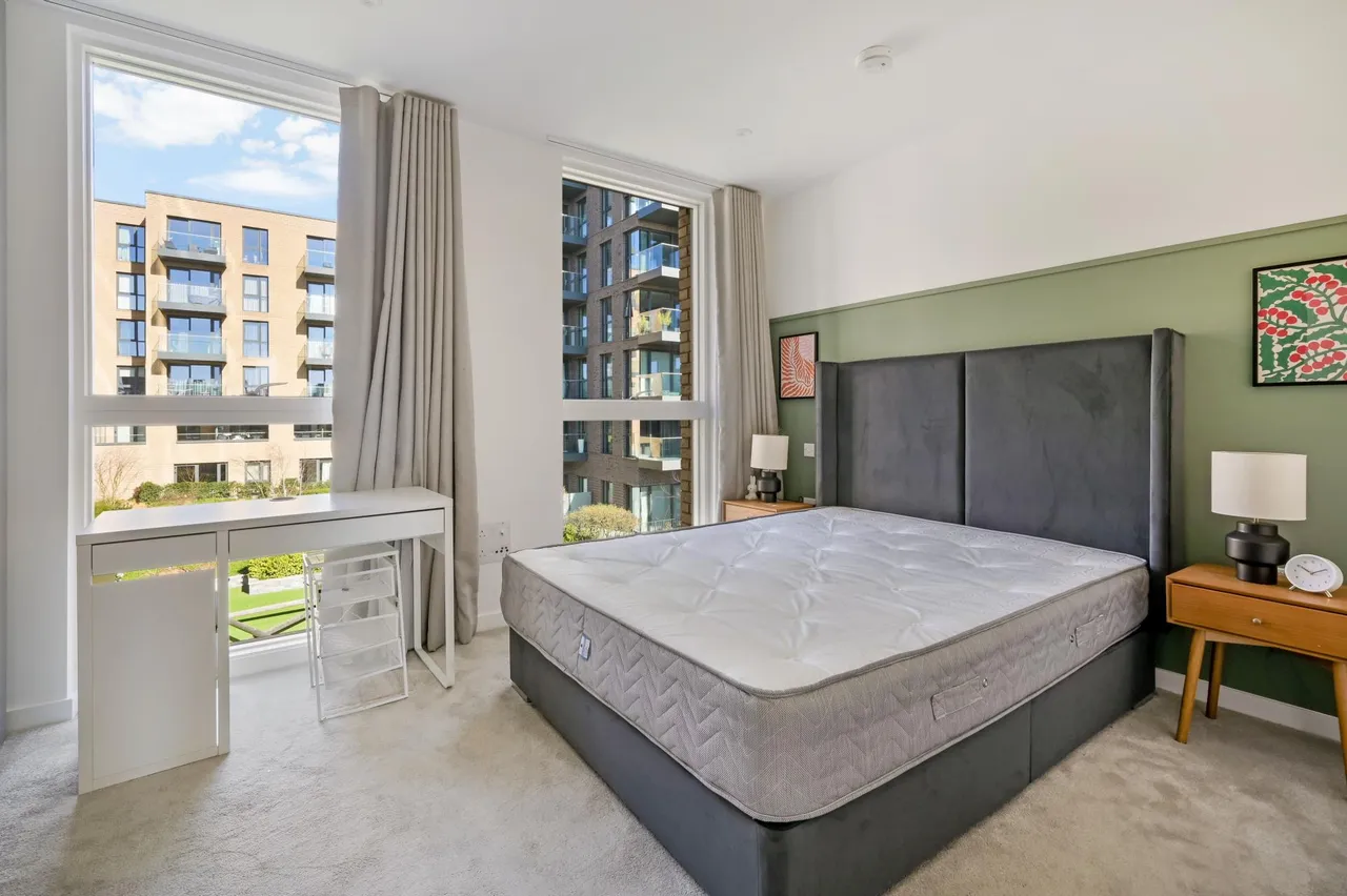 Springpark Drive, London, N4, photo 4