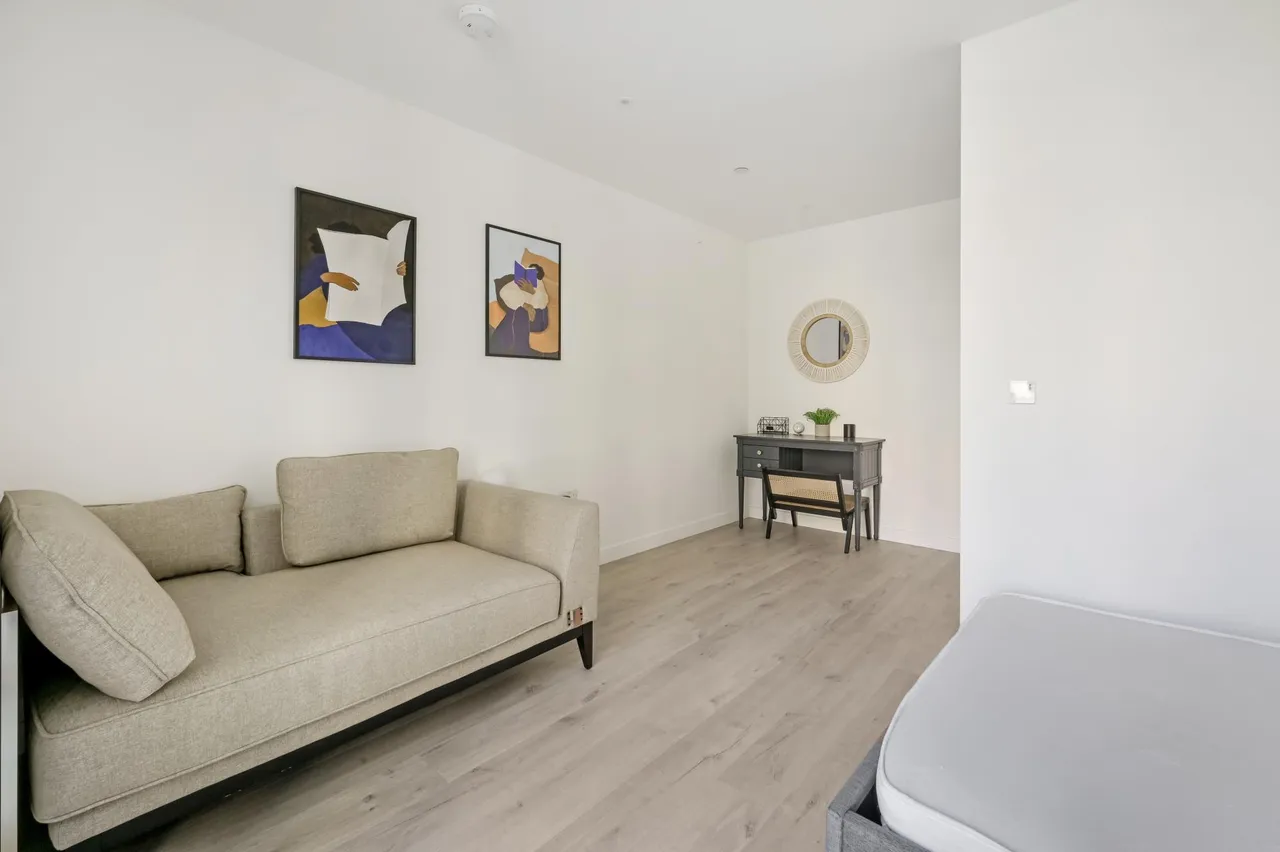 Springpark Drive, London, N4, photo 15