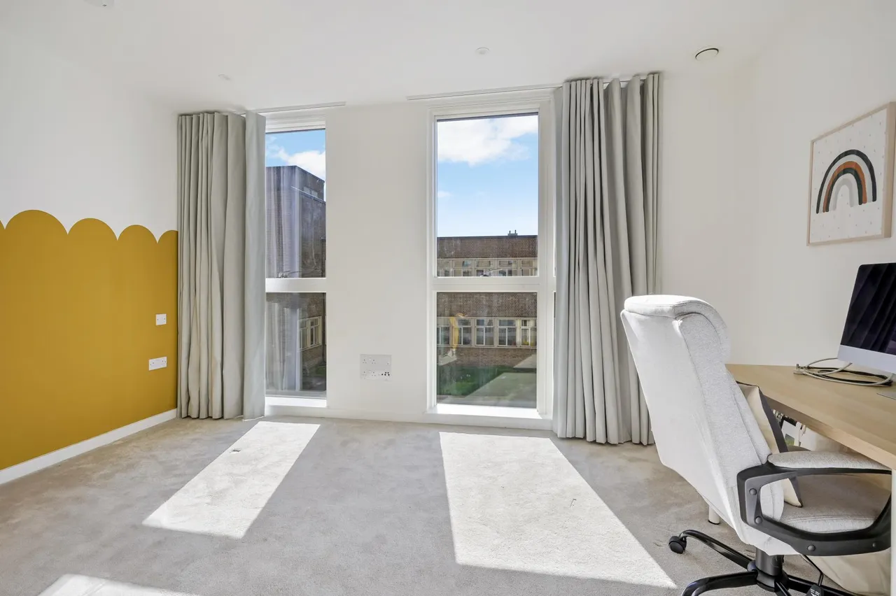 Springpark Drive, London, N4, photo 5