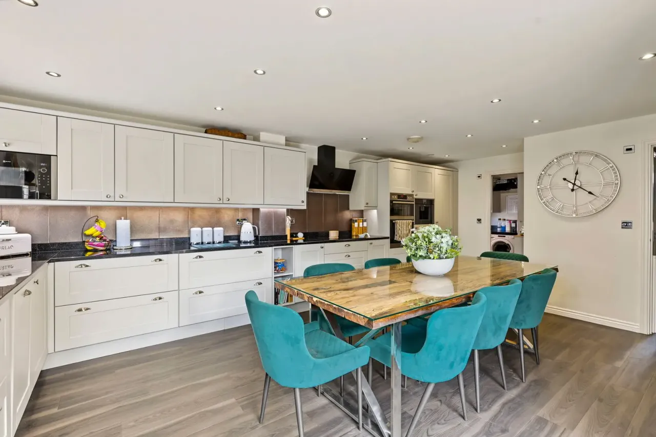 Grange Drive, Stotfold, SG5, photo 10