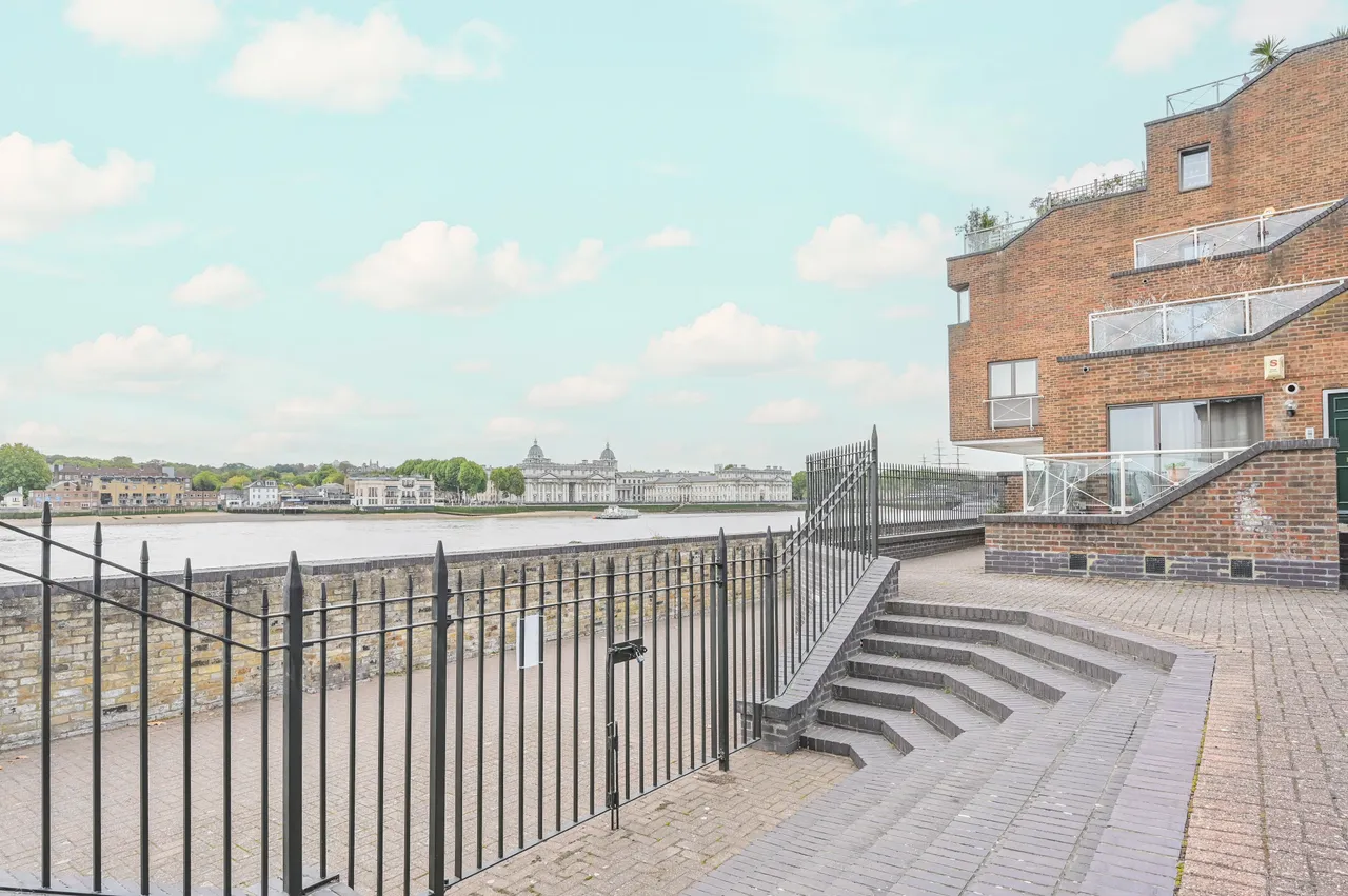 London, E14, photo 10