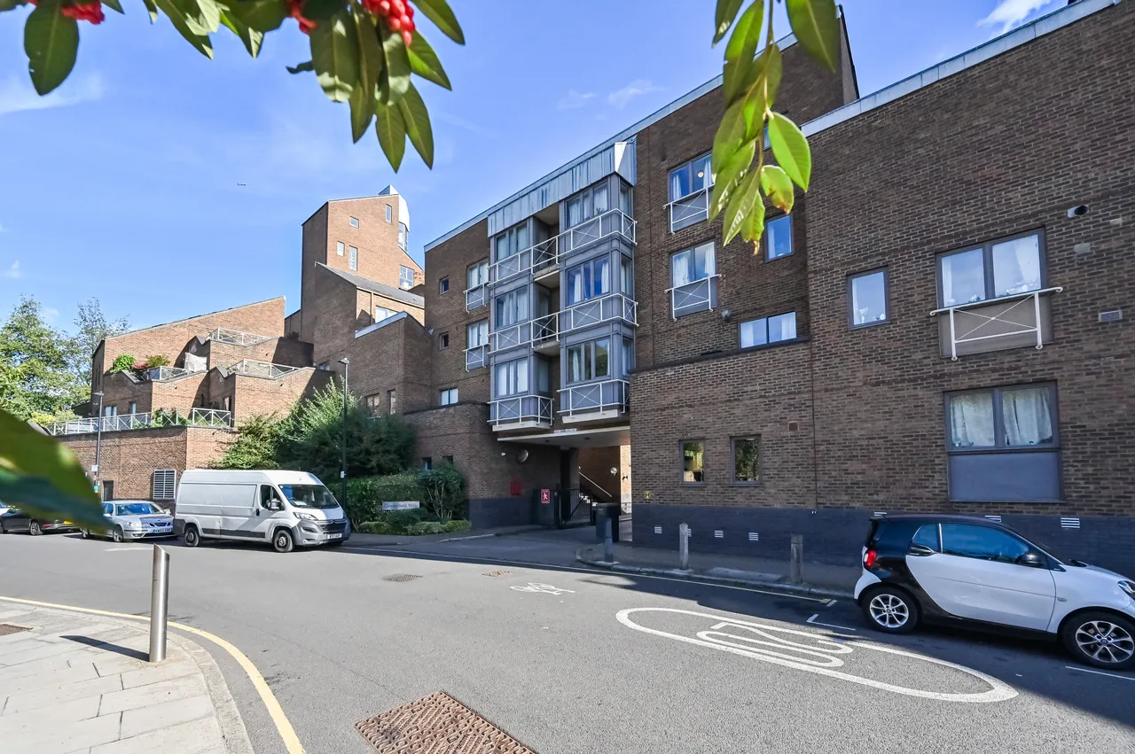 London, E14, photo 15