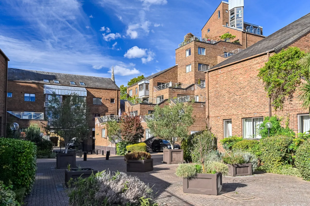 London, E14, photo 20