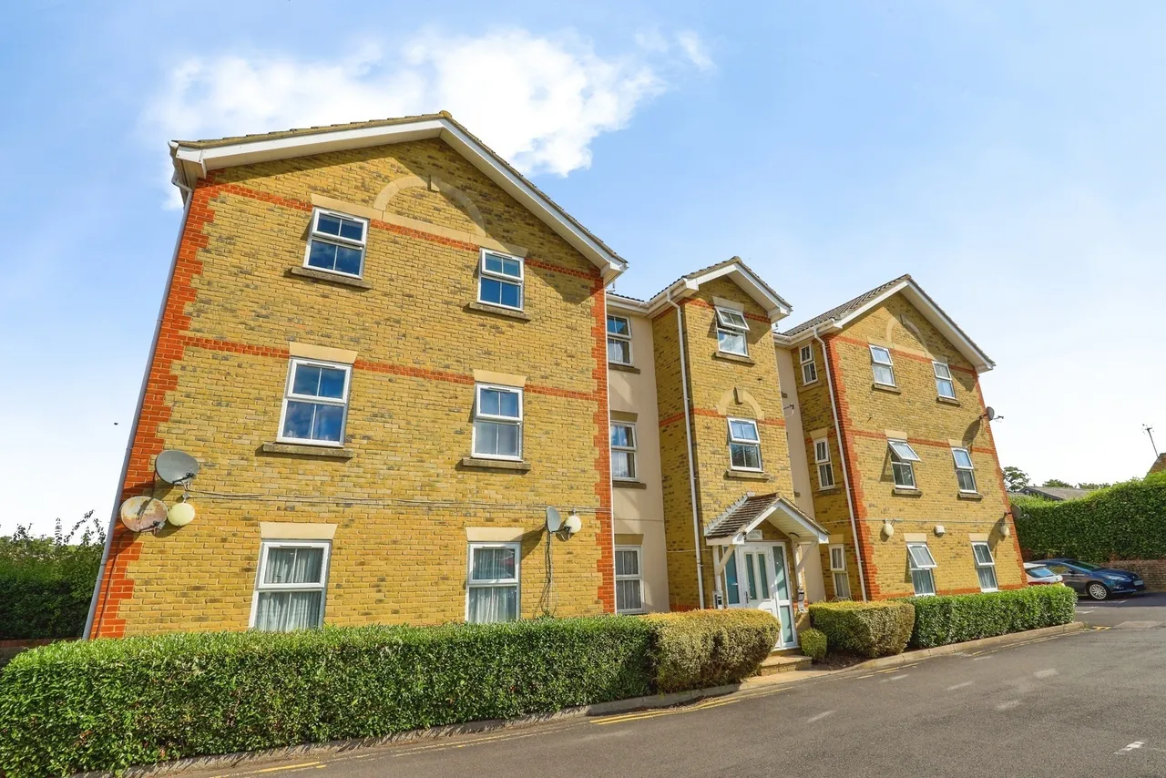 Anselm Close, Sittingbourne, Kent, ME10, photo 8
