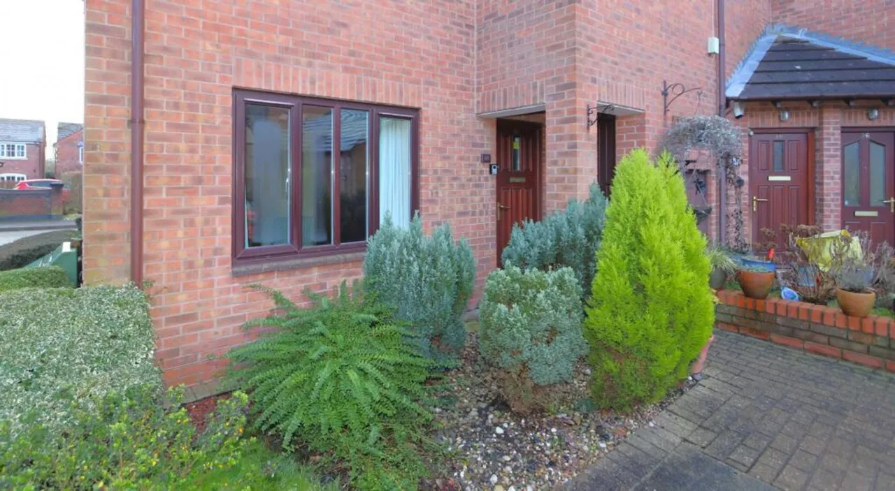 2 bed flat for sale, Western Close, Ashby-De-La-Zouch, LE65